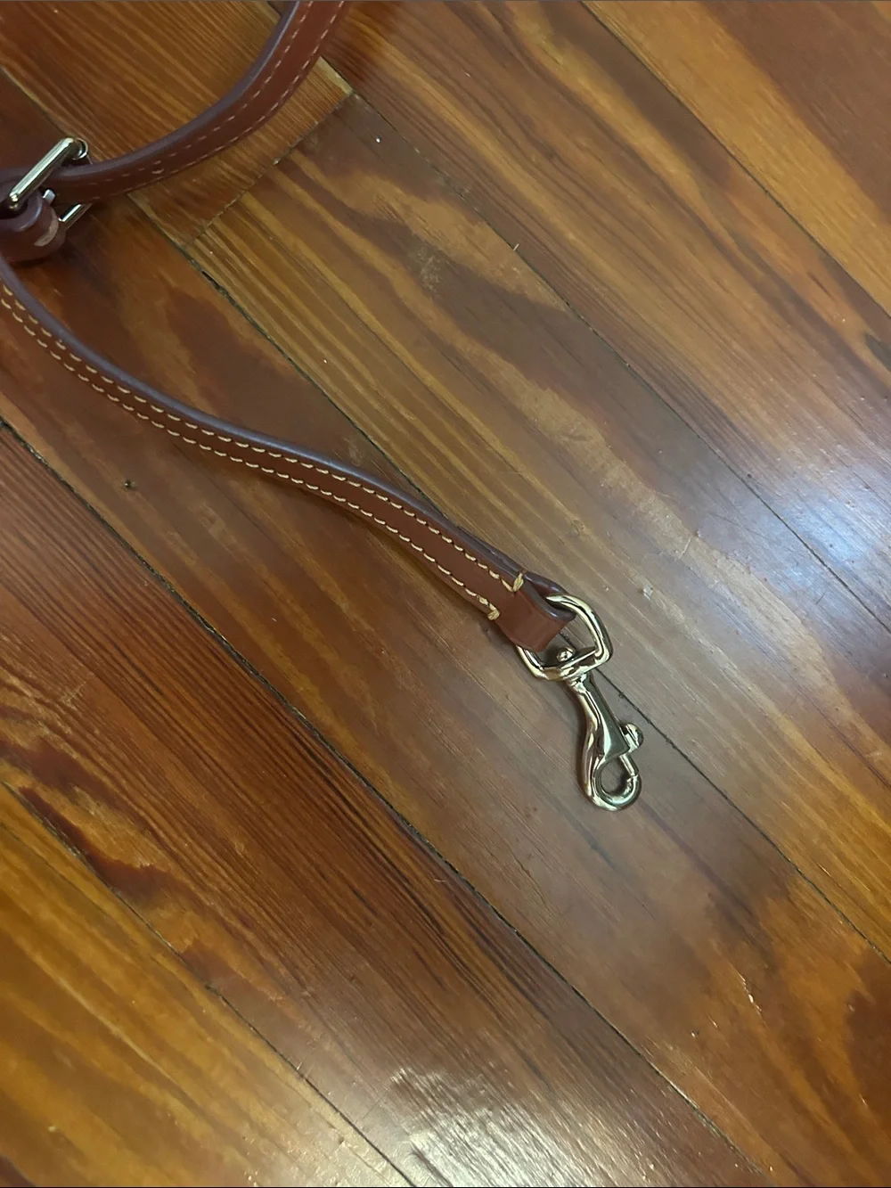 Dooney & Bourke classic dooney